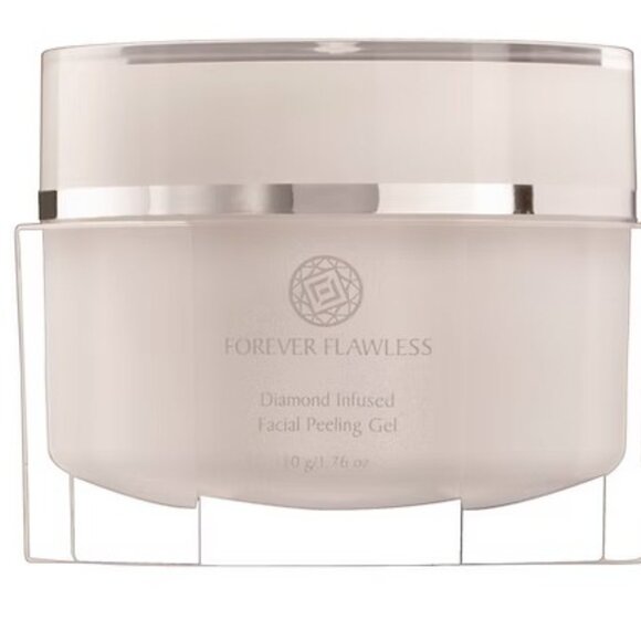Limited Edition Facial Peeling Gel + Moisturizer - Picture 2 of 3